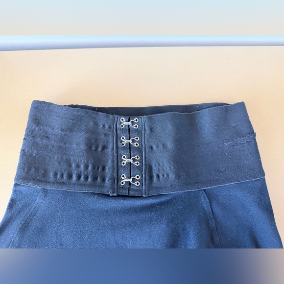 Bombshell Sportswear High-Waisted Yoga Gym Workout Casual Black Leggings - Picture 3 of 7